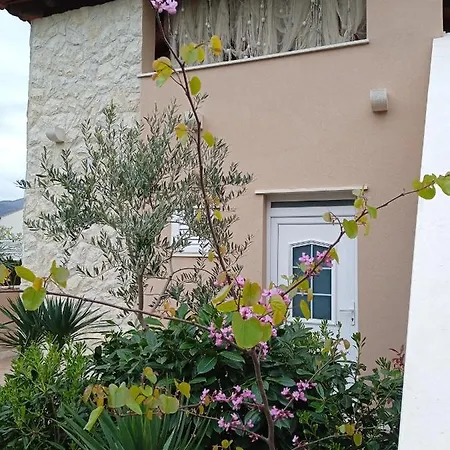 Apartments Karoma Mlini Exterior photo