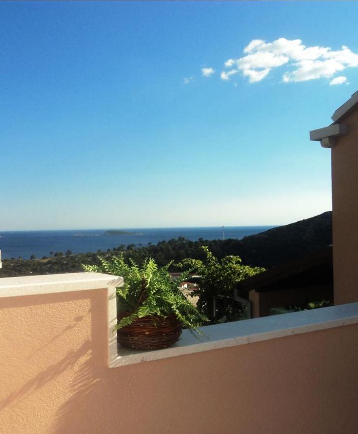 Karoma Apartment