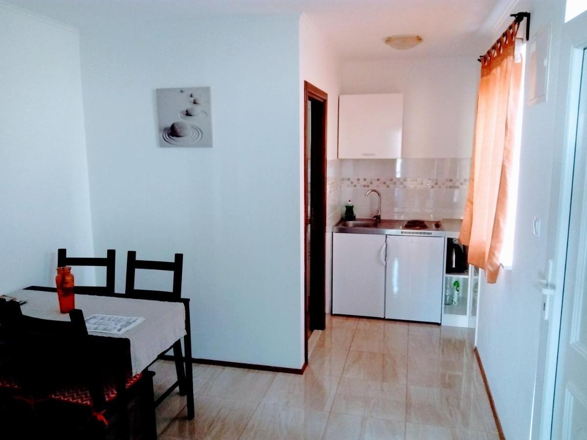 Apartment Karoma Mlini
